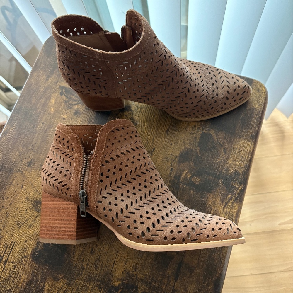 Seychelles Bootie
